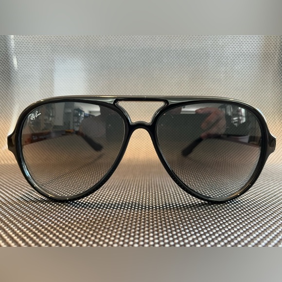 Ray-Ban CATS 5000 Sunglasses RB4125 601/32 Black - Picture 2 of 10